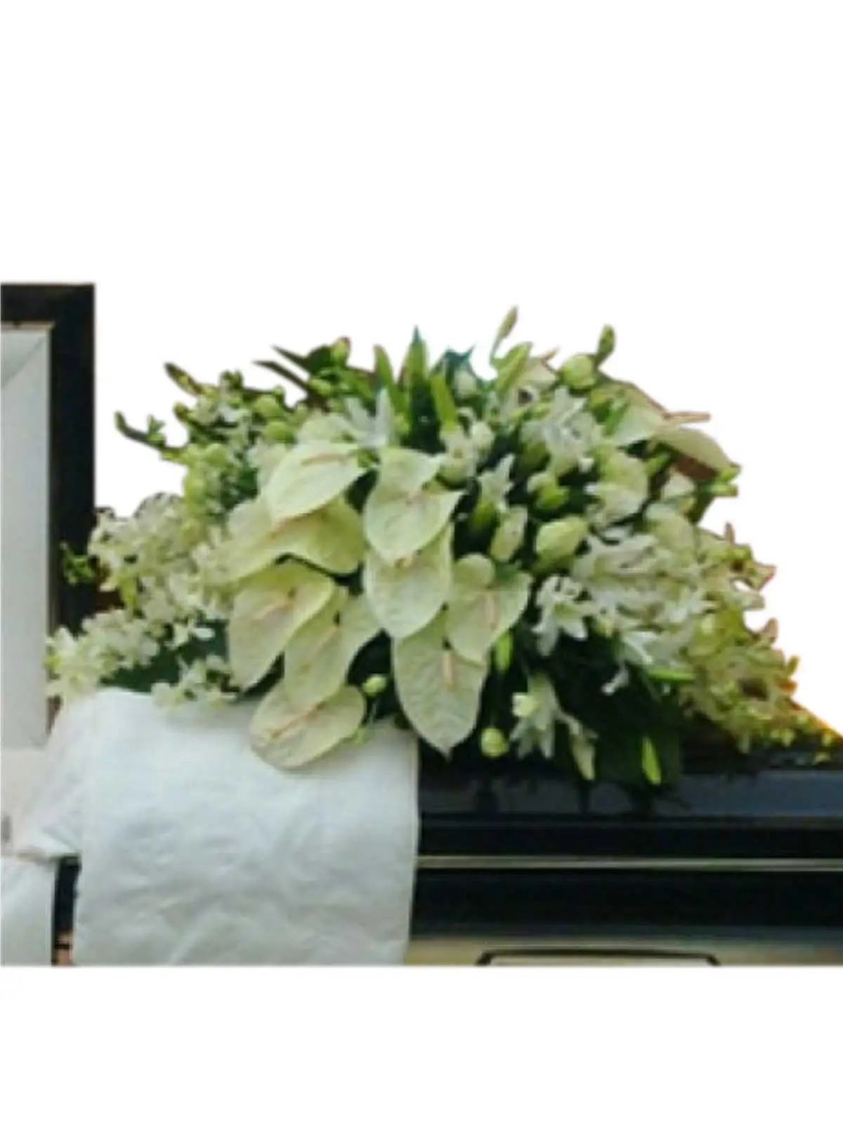 sympathy-with-faithful-blessing-casket-arrangement
