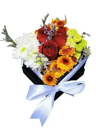 Red Roses Love Box 002