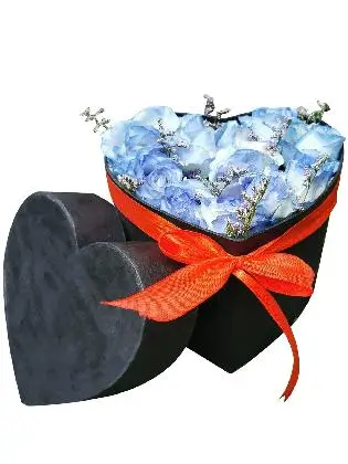 Blue Roses Heart Love Box