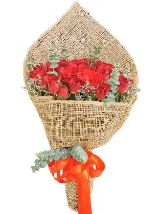 36 pcs red roses, abaca burlap
