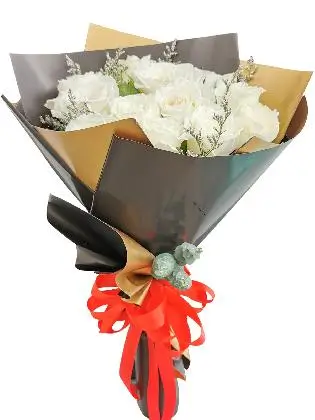 12 pcs white roses