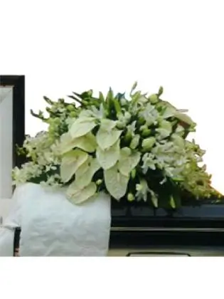 sympathy-with-faithful-blessing-casket-arrangement